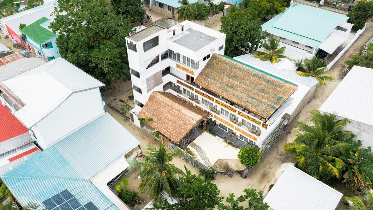 Sands Grand Dhigurah  Exterior photo