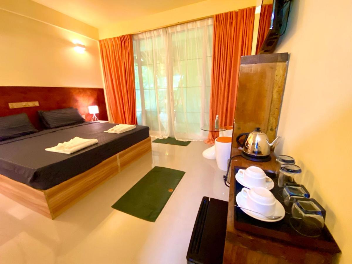 Sands Grand Dhigurah  Exterior photo