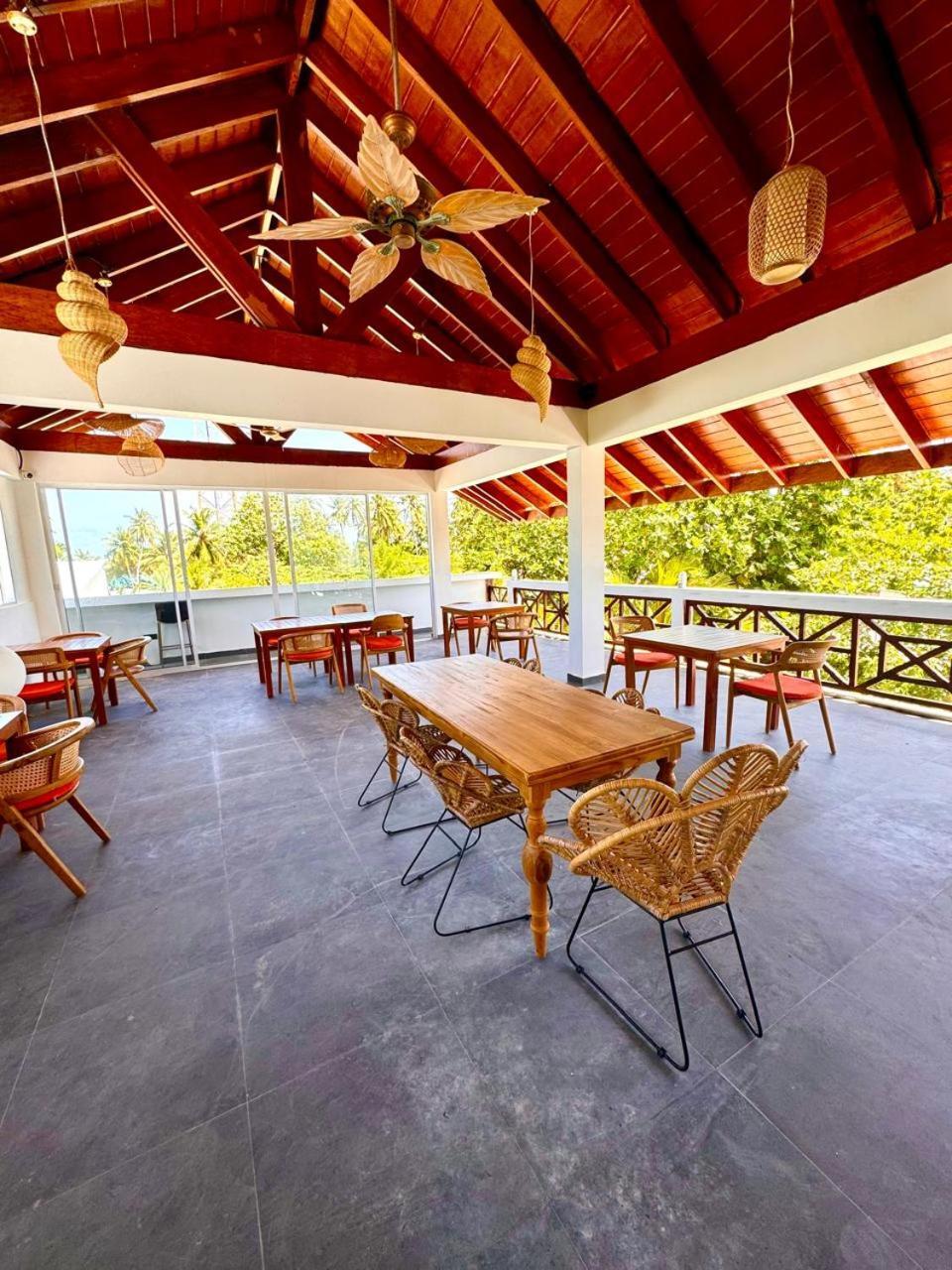 Sands Grand Dhigurah  Exterior photo