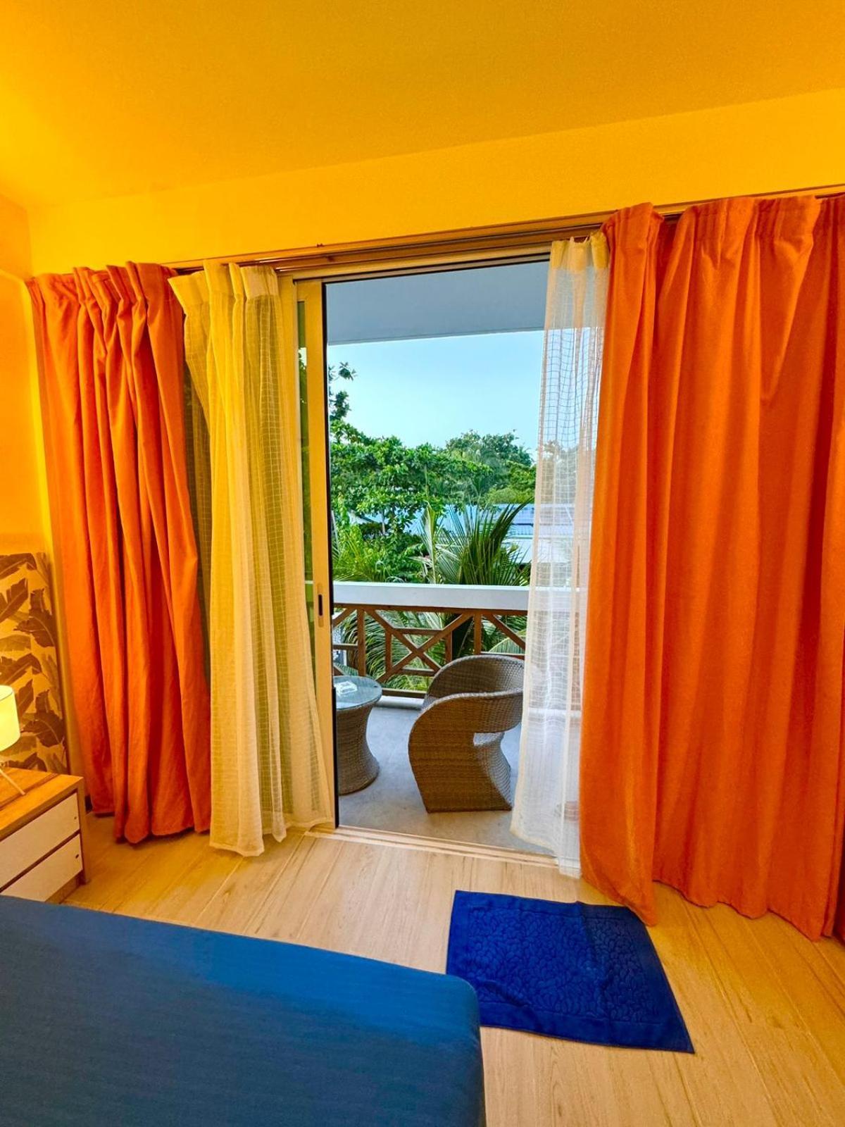 Sands Grand Dhigurah  Exterior photo