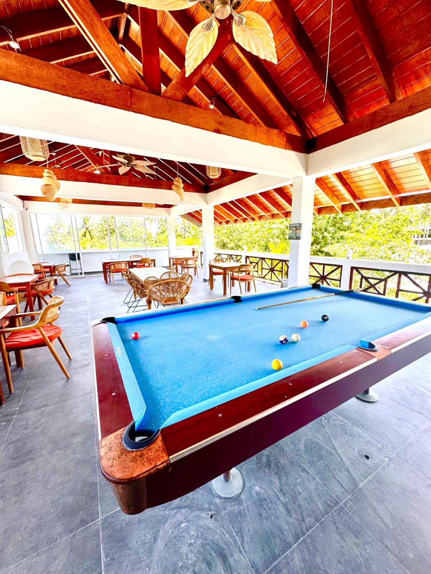 Sands Grand Dhigurah  Exterior photo